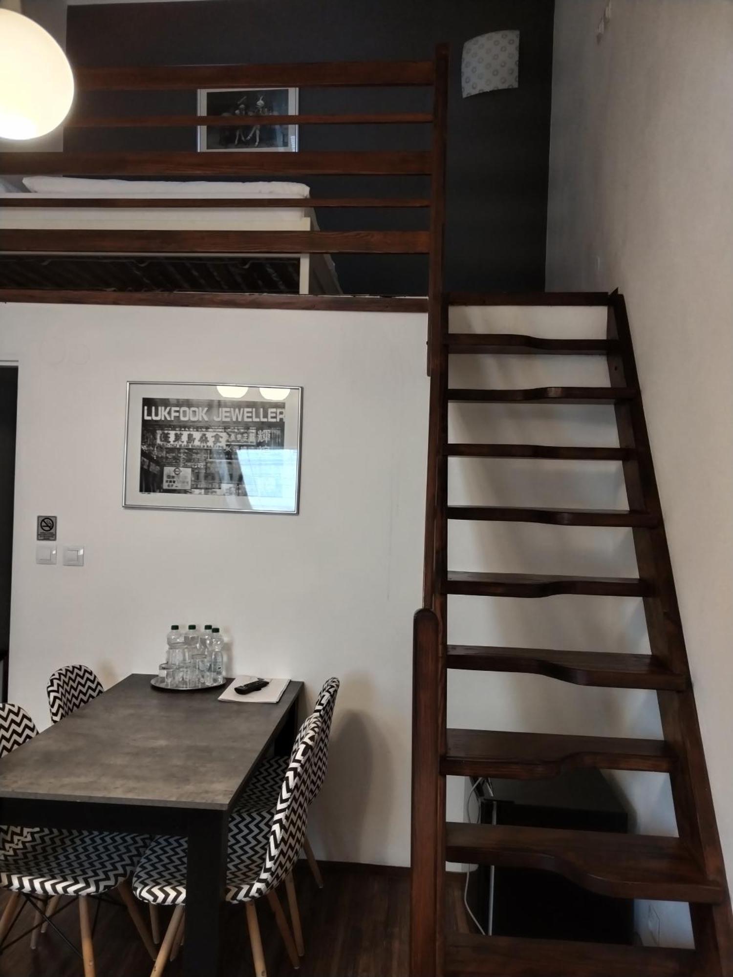 Hotel Na Baste Яблонец над Нисоу Екстериор снимка